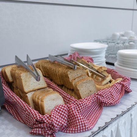 Hotel De Koka Σκόπια Εξωτερικό φωτογραφία